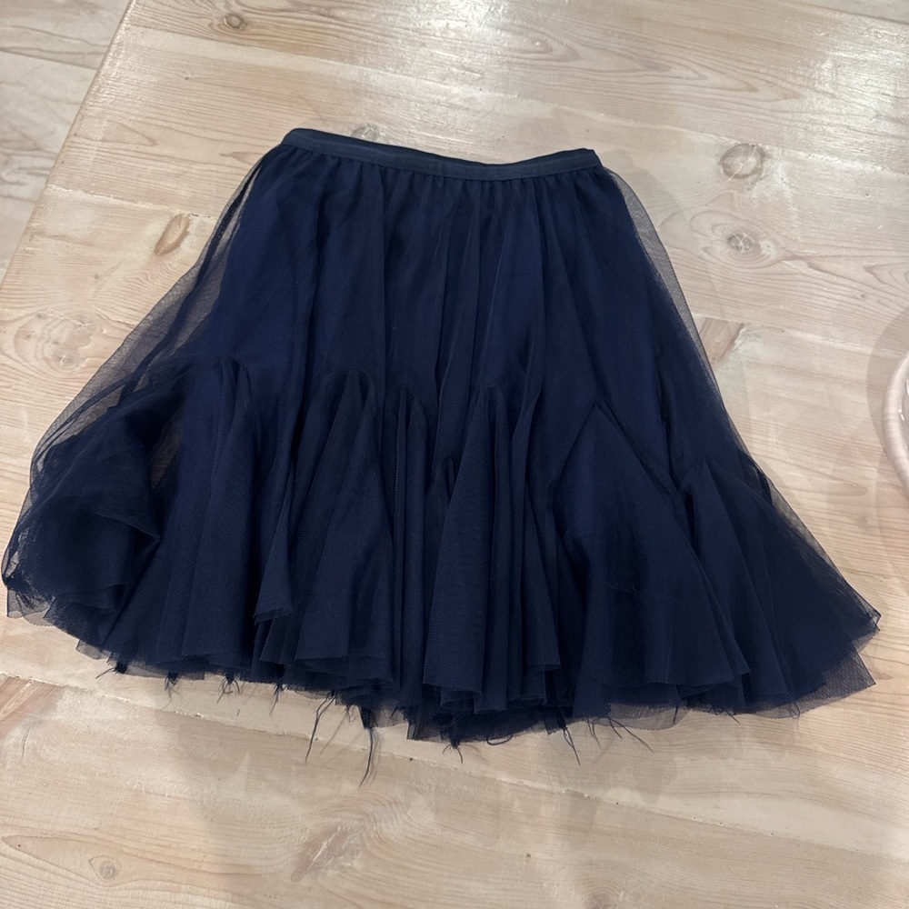 Elegant Navy Tulle Skirt - Picture 3 of 4